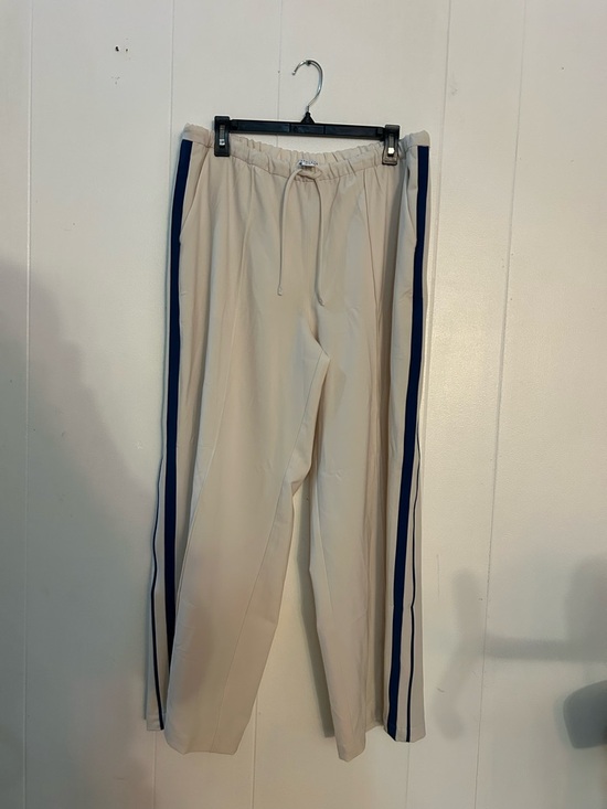 Athleta Pants - Athleta Cream Joggers with Navy Side Stripes